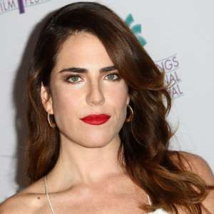 Karla Souza